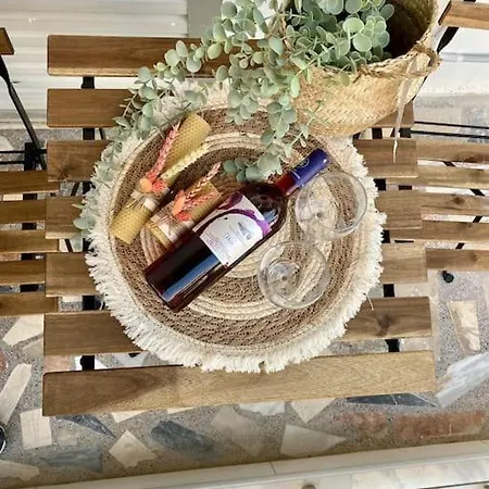 Bright & Modern In Town, Near The - No 9 Апартаменты Кос