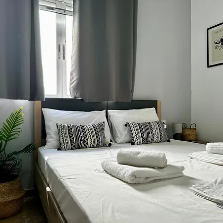 Modern & Cozy In The Heart Of '9' *
